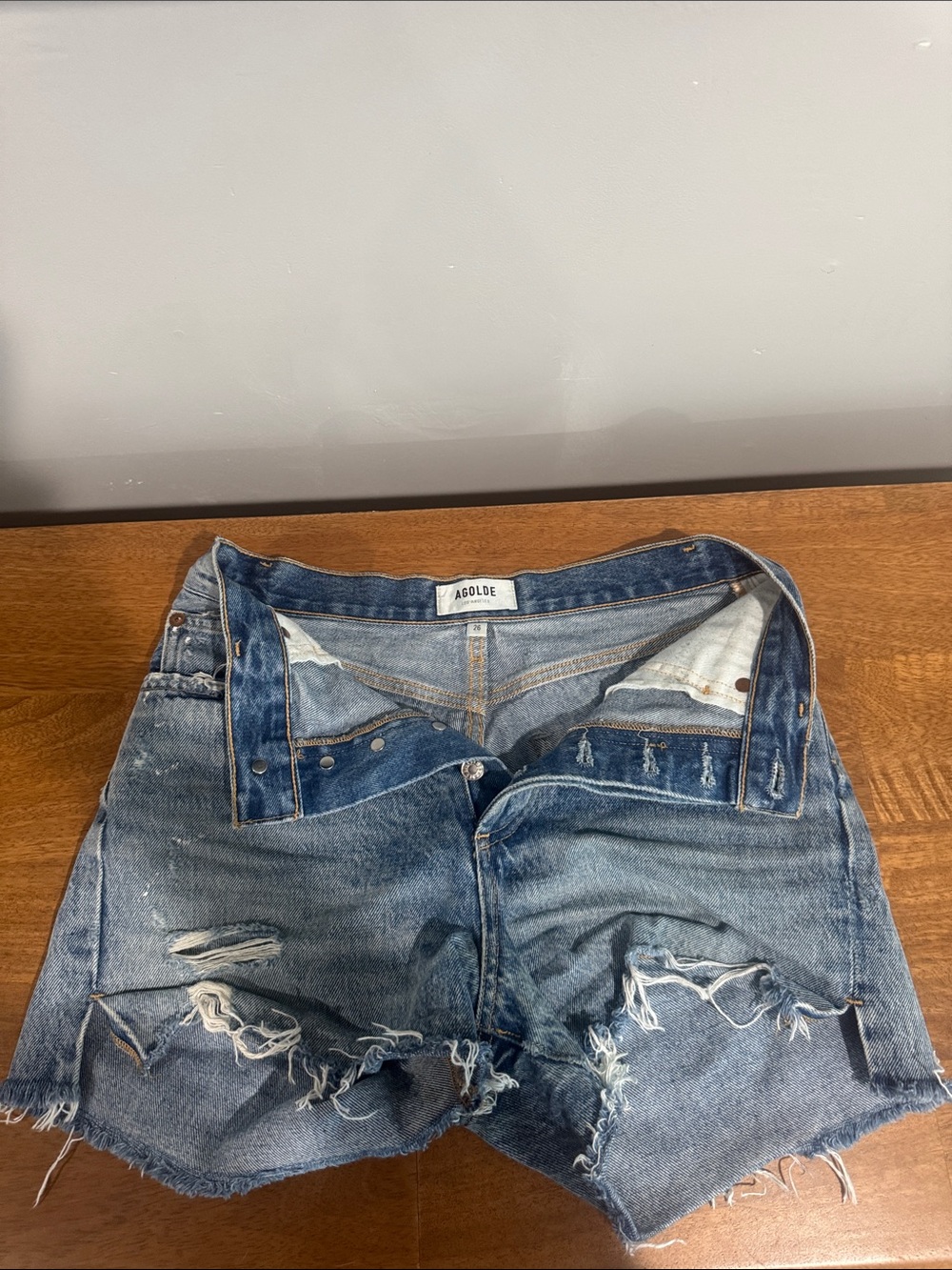 AGOLDE Distressed Denim Shorts - Blue